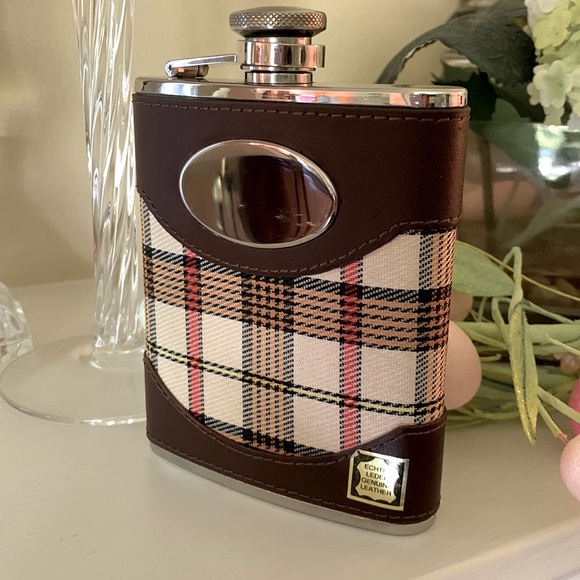 6oz silver flask plaid stainless steel - Picture 1 of 5